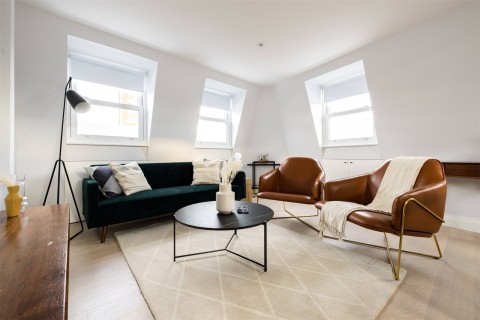 View Full Details for Greyhound Road, London